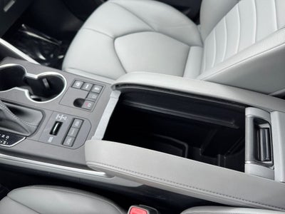2023 Toyota Highlander XLE AWD
