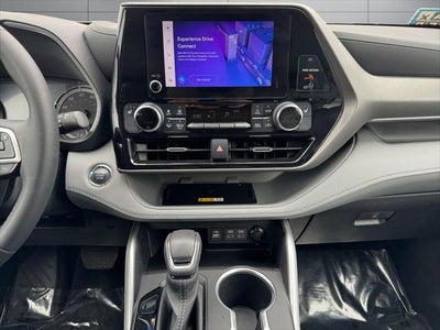 2023 Toyota Highlander XLE AWD