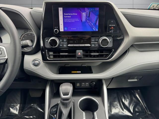 2023 Toyota Highlander XLE AWD