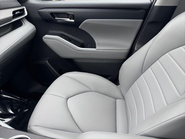 2023 Toyota Highlander XLE AWD
