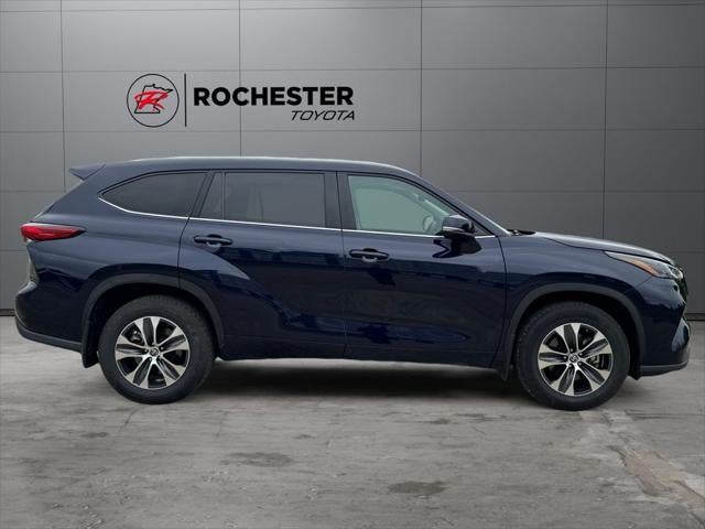 2023 Toyota Highlander XLE AWD