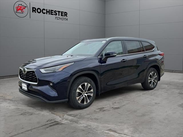 2023 Toyota Highlander XLE AWD