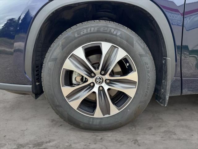 2023 Toyota Highlander XLE AWD
