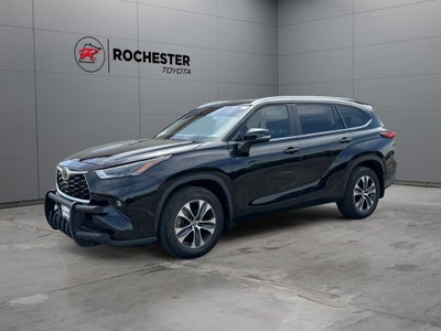 2023 Toyota Highlander XLE AWD