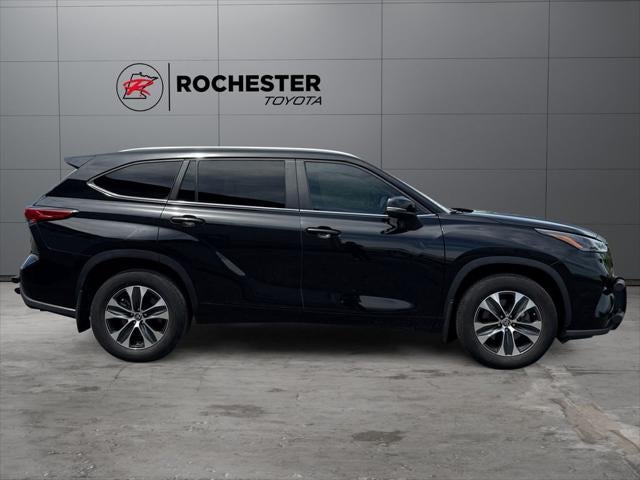 2023 Toyota Highlander XLE AWD
