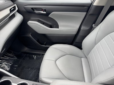 2023 Toyota Highlander XLE AWD