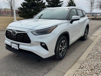2023 Toyota Highlander XLE AWD