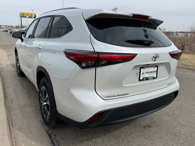 2023 Toyota Highlander XLE AWD