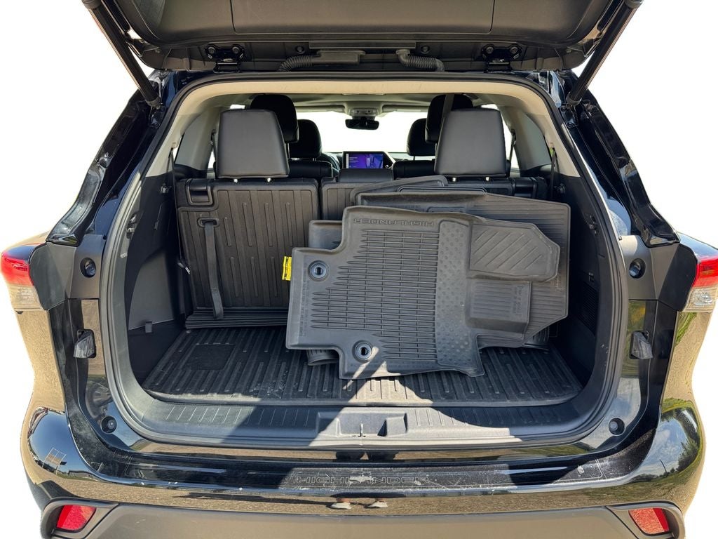 2023 Toyota Highlander XLE AWD