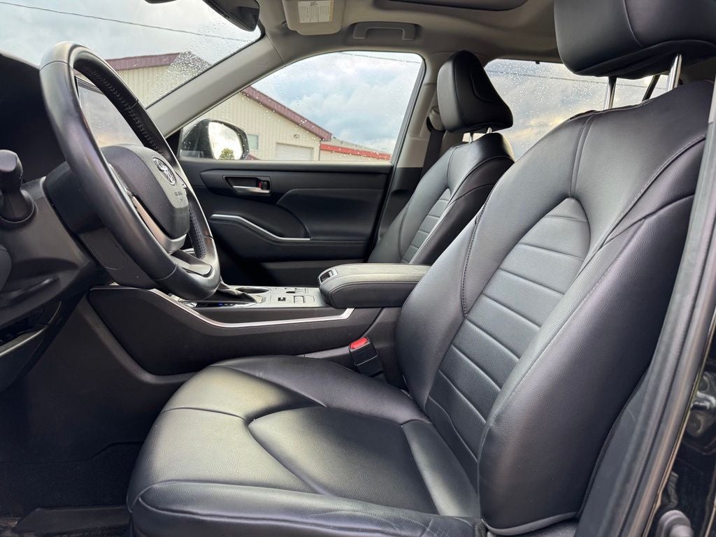 2023 Toyota Highlander XLE AWD