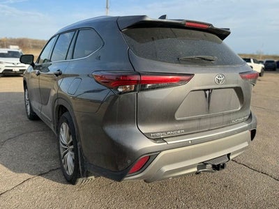 2024 Toyota Highlander Platinum AWD