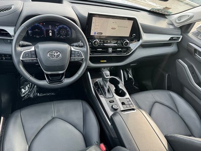 2023 Toyota Highlander Platinum AWD