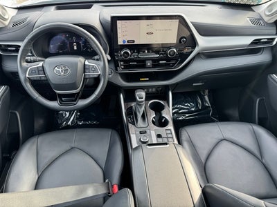 2023 Toyota Highlander Platinum AWD
