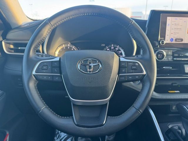 2023 Toyota Highlander XLE AWD