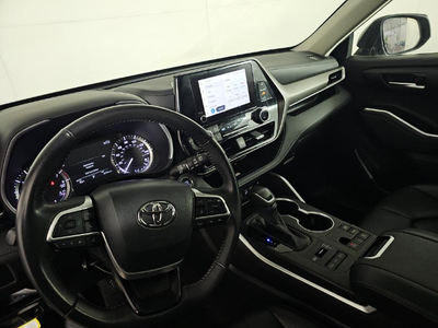2023 Toyota Highlander XLE AWD