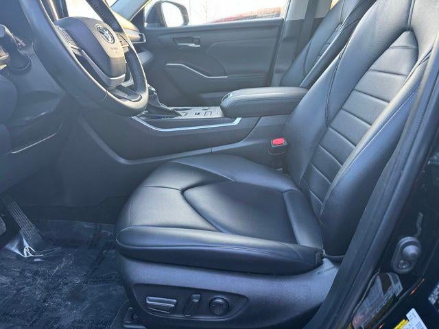 2023 Toyota Highlander XLE AWD