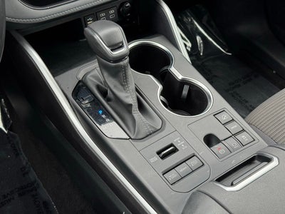 2024 Toyota Highlander LE AWD