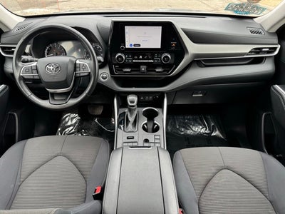 2024 Toyota Highlander LE AWD