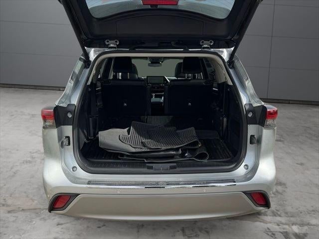 2025 Toyota Highlander Platinum AWD