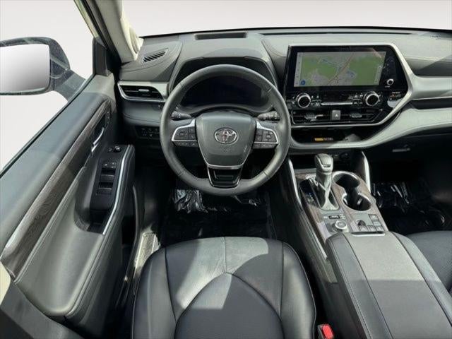 2025 Toyota Highlander Platinum AWD