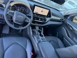 2025 Toyota Highlander Limited AWD