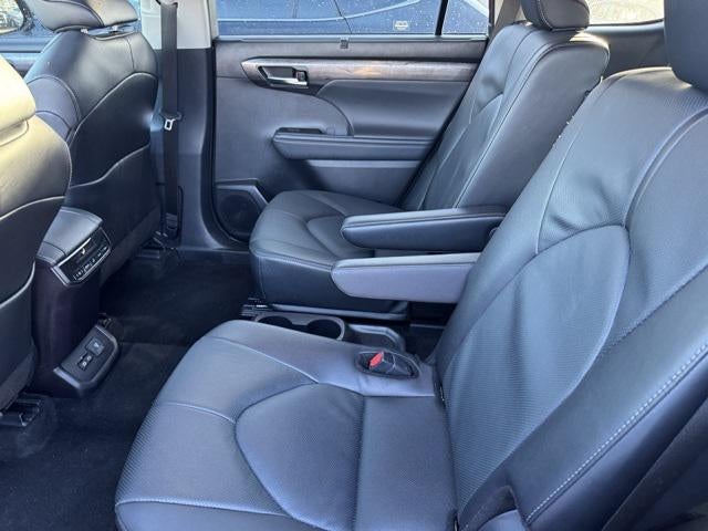 2025 Toyota Highlander Limited AWD