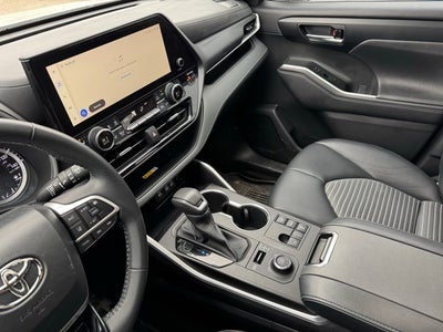 2023 Toyota Highlander XSE AWD
