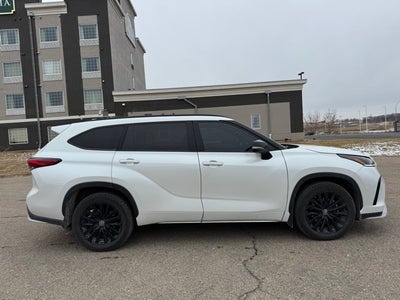 2023 Toyota Highlander XSE AWD