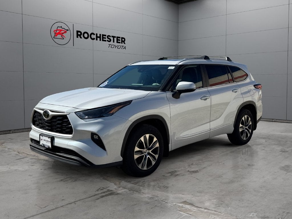 2024 Toyota Highlander XLE AWD