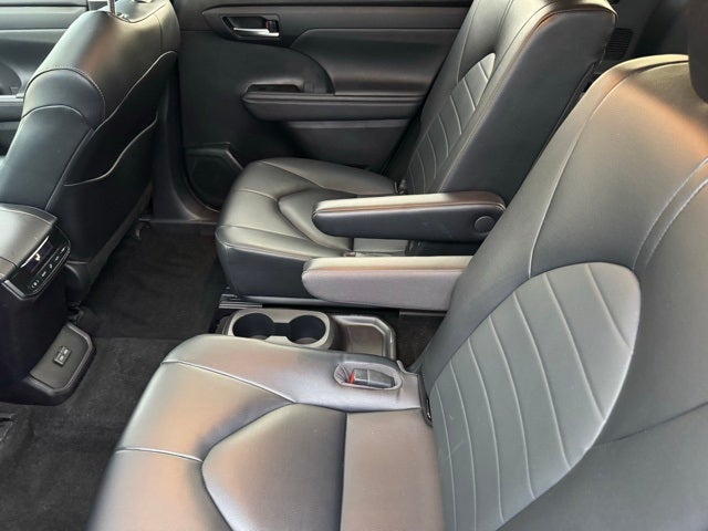 2023 Toyota Highlander XLE AWD