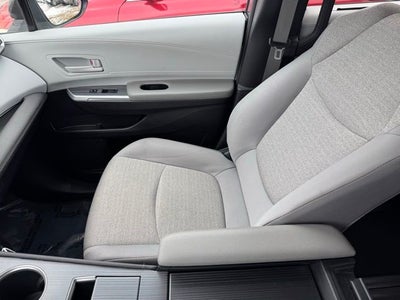 2025 Toyota Sienna LE 8 Passenger