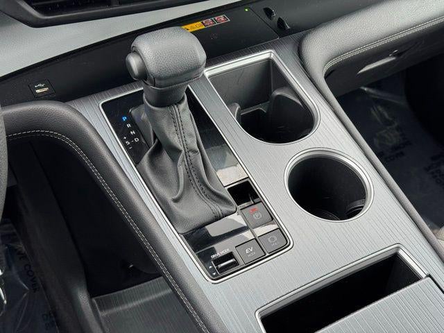 2025 Toyota Sienna LE 8 Passenger