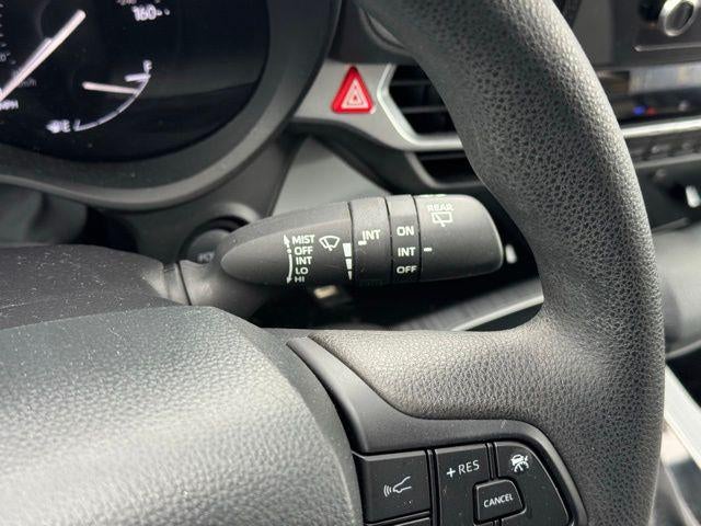 2025 Toyota Sienna LE 8 Passenger