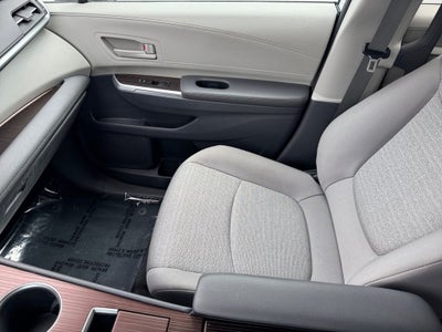 2023 Toyota Sienna LE 8 Passenger