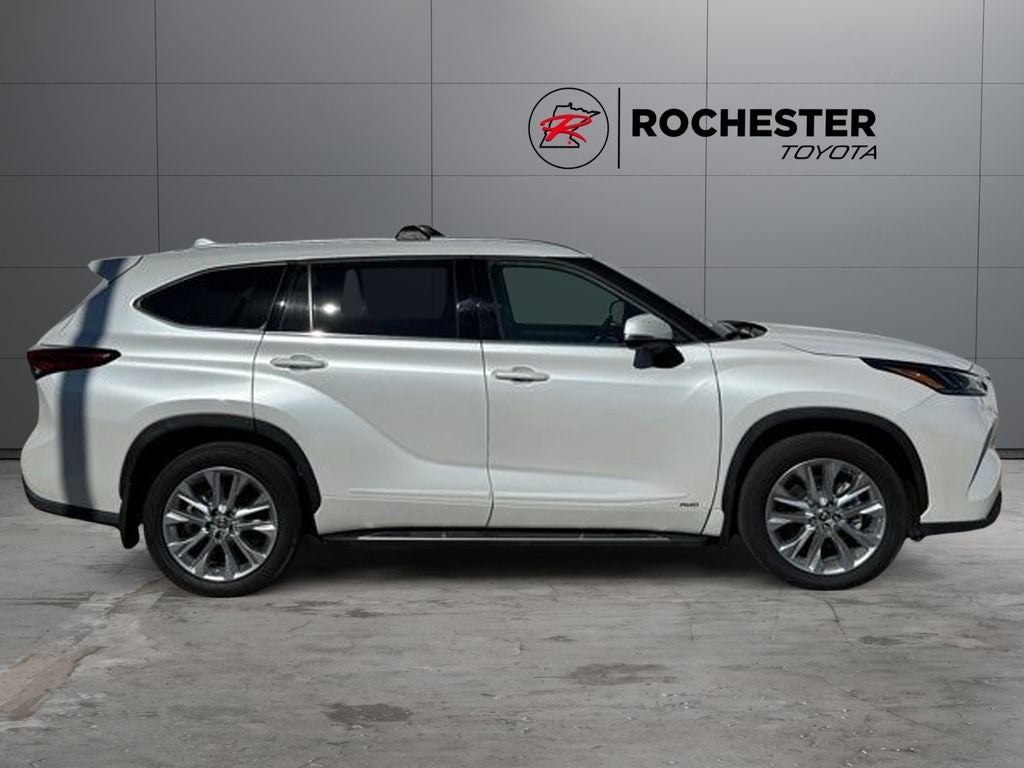 2023 Toyota Highlander Hybrid Limited AWD