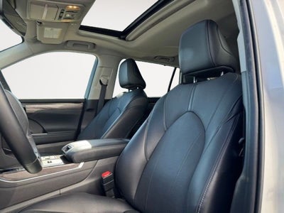 2023 Toyota Highlander Hybrid Limited AWD