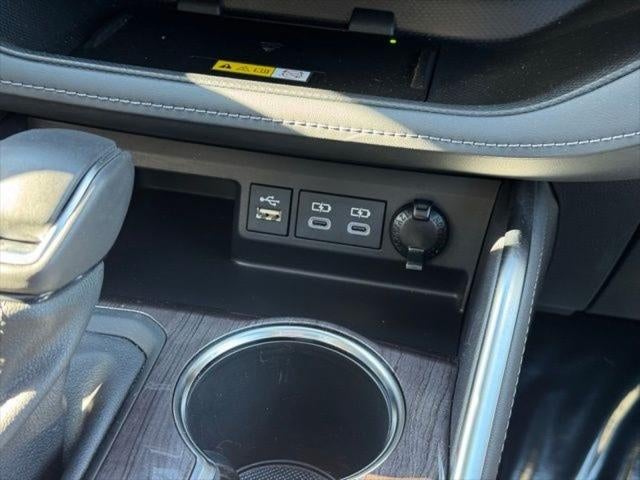 2023 Toyota Highlander Hybrid Limited AWD