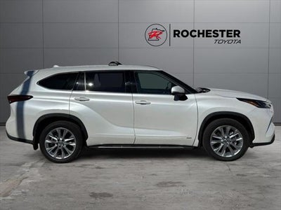 2023 Toyota Highlander Hybrid Limited AWD