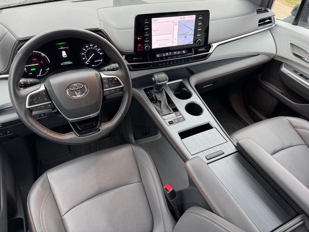 2021 Toyota Sienna XSE 7 Passenger