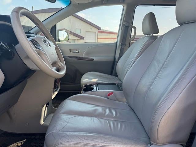 2011 Toyota Sienna XLE FWD