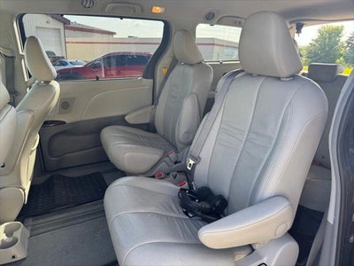 2011 Toyota Sienna XLE FWD