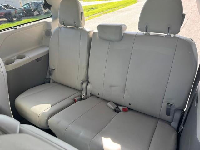 2011 Toyota Sienna XLE FWD