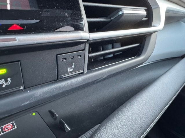 2025 Toyota Sienna XLE 8 Passenger