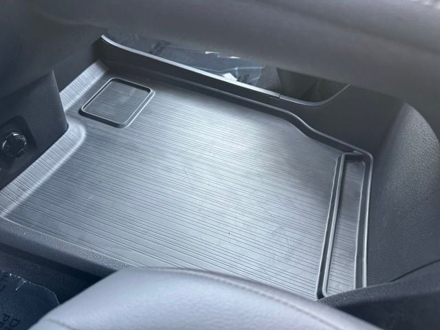 2025 Toyota Sienna XLE 8 Passenger