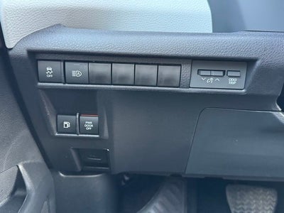 2025 Toyota Sienna XLE 8 Passenger