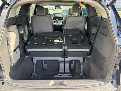 2025 Toyota Sienna XLE 8 Passenger