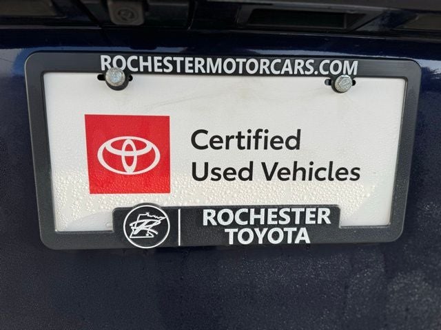 2025 Toyota Sienna XLE 8 Passenger