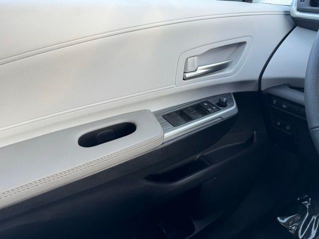 2025 Toyota Sienna XLE 8 Passenger