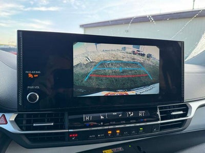 2025 Toyota Sienna XLE 8 Passenger