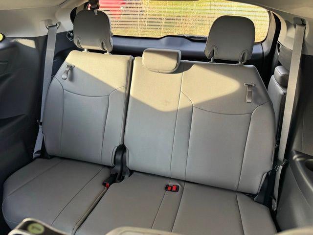 2025 Toyota Sienna XLE 8 Passenger